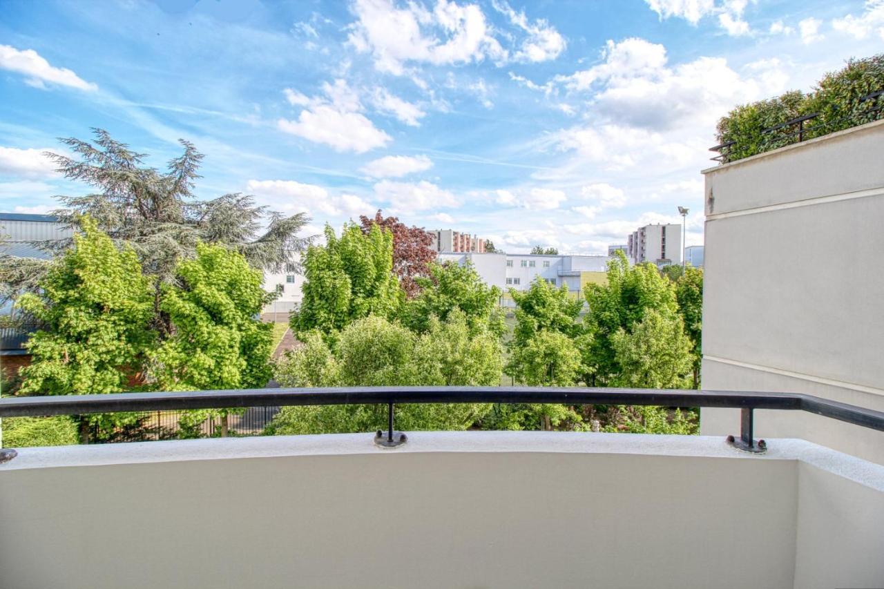 Appartement Proche U Arena Et La Defense Нантер Екстериор снимка