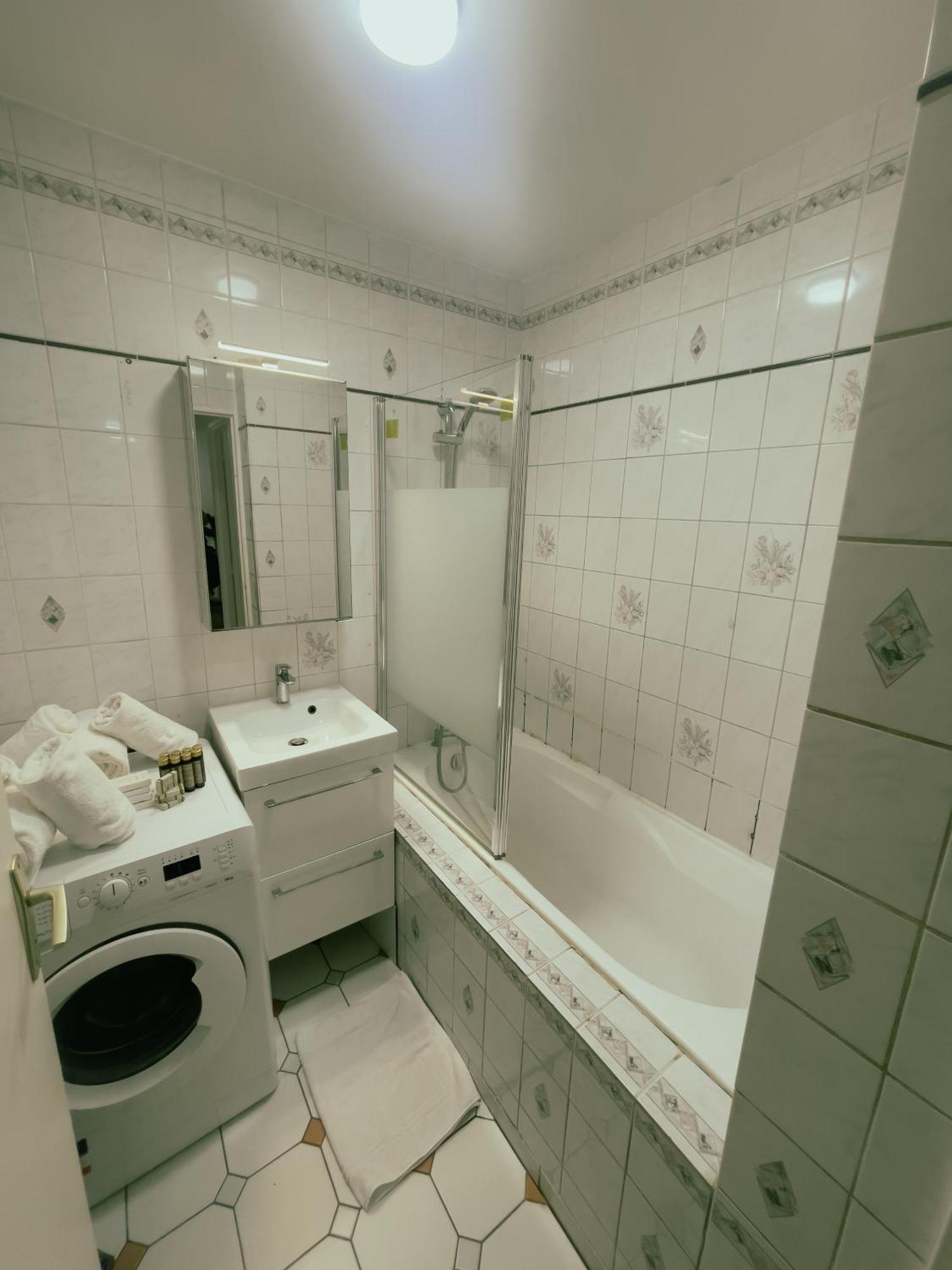Appartement Proche U Arena Et La Defense Нантер Екстериор снимка