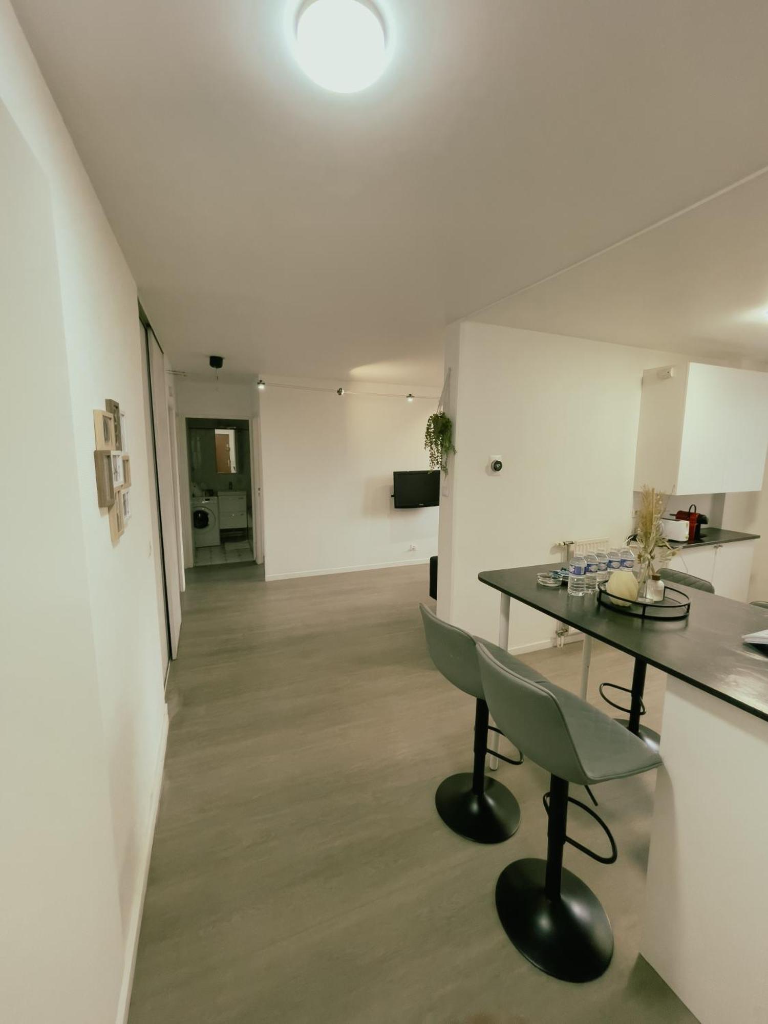 Appartement Proche U Arena Et La Defense Нантер Екстериор снимка